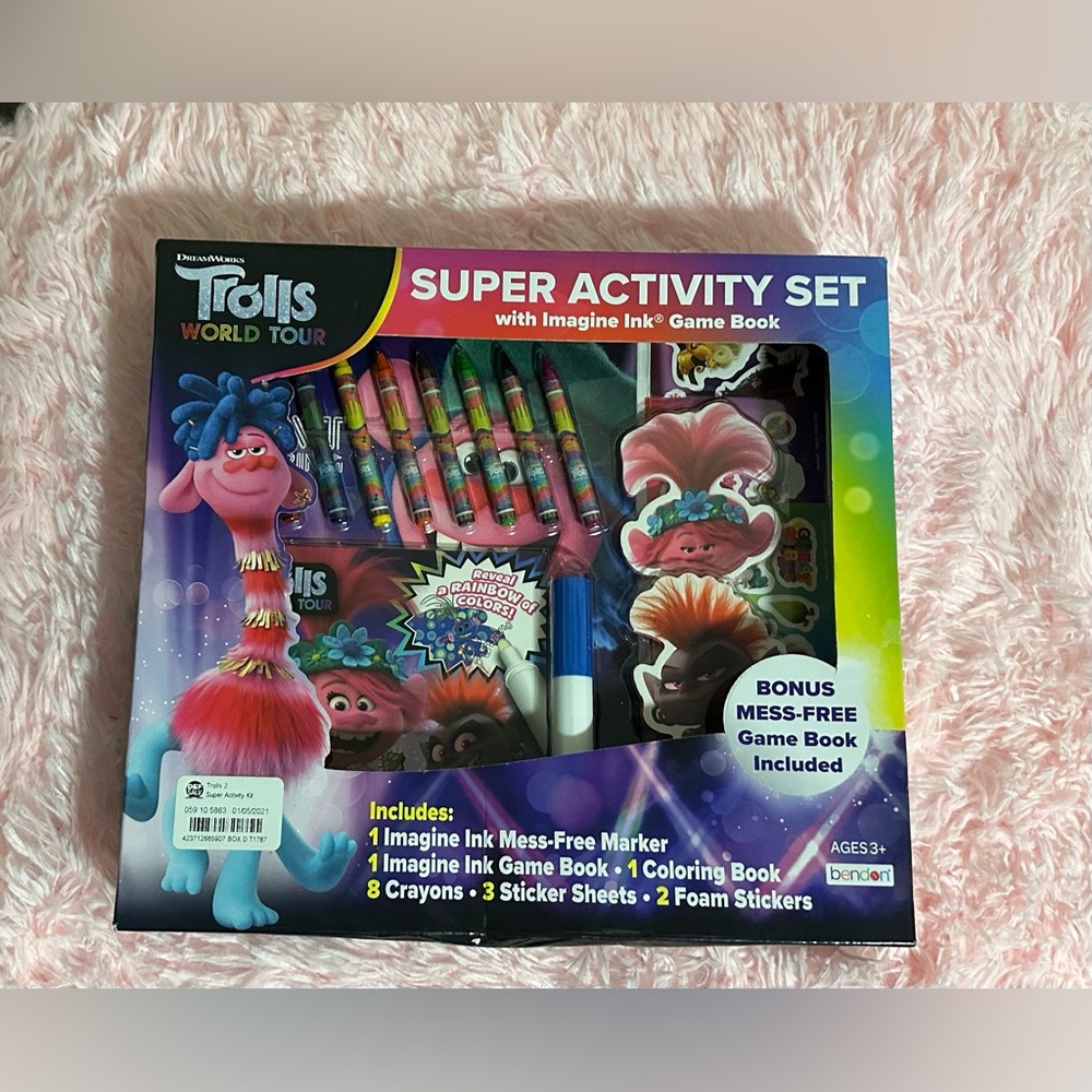 Trolls - Picture 3 of 3